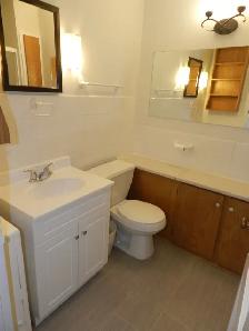 WELCOME TO 57 PORTLAND STREET - ONE BEDROOM APARTMENT AVAILABLE - Photo 8