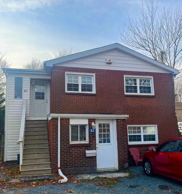 SPACIOUS TWO BEDROOM PLUS DEN APARTMENT IN DARTMOUTH