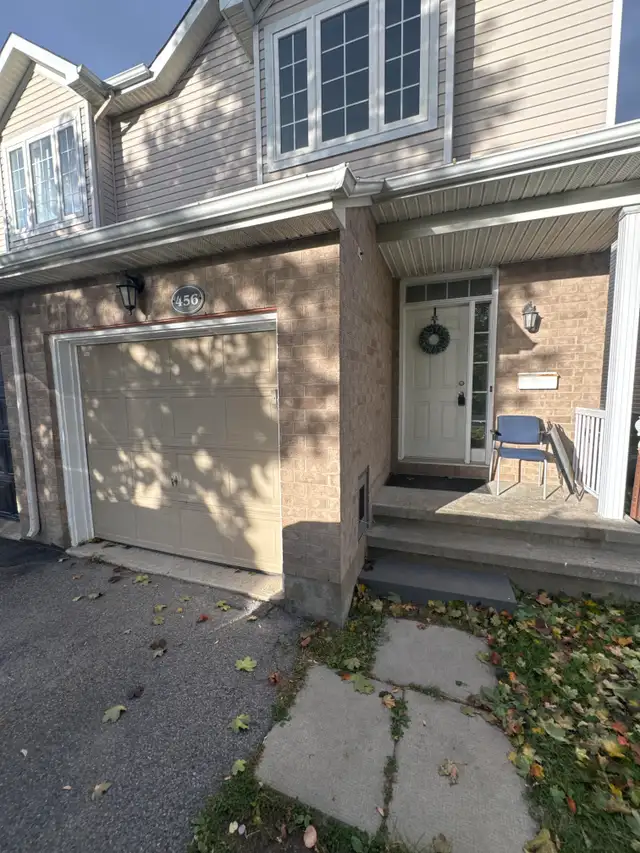 456 Claridge Drive - Townhouse for Rent - Move-In Ready! - 1 Hou