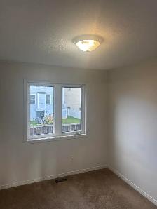 456 Claridge Drive - Townhouse for Rent - Move-In Ready! - 1 Hou - Photo 8