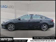 2023 Kia Forte EX - Photo 3