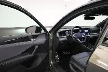 2026 Volkswagen Tiguan COMFORTLINE R-LINE 4MOTION HEATED SEATS, - Photo 19