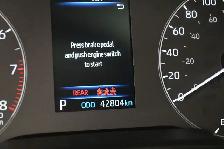 2025 Toyota Corolla LE UPGRADE HEATED SEATS | SUNROOF | APPLE CA - Photo 9