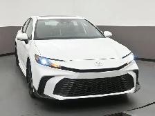 2025 Toyota Camry Hybrid SE HEATED SEATS, HEATED STEERING WHEEL, - Photo 2