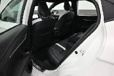 2025 Toyota Camry Hybrid SE HEATED SEATS, HEATED STEERING WHEEL, - Photo 19