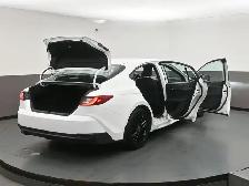 2025 Toyota Camry Hybrid SE HEATED SEATS, HEATED STEERING WHEEL, - Photo 61