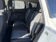 2017 FORD ESCAPE SE AWD - Photo 18