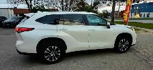 2021 Toyota Highlander XLE AWD-BLIND SPOT MONITOR-COLLISION AVOI - Photo 4