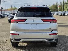 2024 Mitsubishi Outlander SE - Photo 5