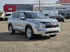 2024 Mitsubishi Outlander SE - Photo 9