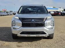 2024 Mitsubishi Outlander SE - Photo 10