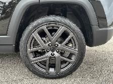 2026 Jeep Compass Limited | Clean CarFax Report | Low KMS - Photo 19