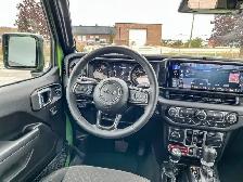2026 Jeep Gladiator Mojave | One Owner | Clean CarFax | Low KMS - Photo 10