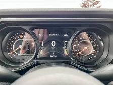 2026 Jeep Gladiator Mojave | One Owner | Clean CarFax | Low KMS - Photo 16