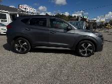 2017 Hyundai Tucson SE - Photo 2