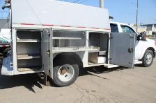 2016 Ford F-350 XLT Service body truck DRW 6.2L Gas - Photo 3