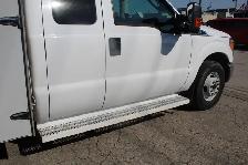 2016 Ford F-350 XLT Service body truck DRW 6.2L Gas - Photo 8