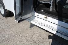 2016 Ford F-350 XLT Service body truck DRW 6.2L Gas - Photo 20