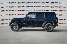 2023 Jeep Wrangler Sahara | Leather | Hard-top | Carplay - Photo 2