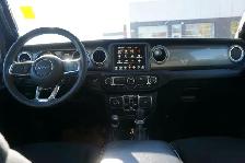 2023 Jeep Wrangler Sahara | Leather | Hard-top | Carplay - Photo 23
