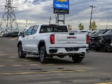 2024 GMC Sierra 1500 AT4 6.2L | Power Sunroof - Photo 11