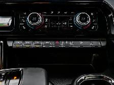 2024 GMC Sierra 1500 AT4 6.2L | Power Sunroof - Photo 32