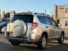 2009 Toyota RAV4 - Photo 5