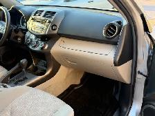2009 Toyota RAV4 - Photo 16