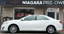 2014 Toyota Camry - Photo 2