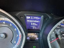 2013 Hyundai Elantra GT GLS, HATCH, AUTO, GREAT ON FUEL, CERTIFI - Photo 15