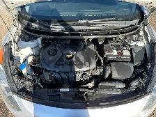 2013 Hyundai Elantra GT GLS, HATCH, AUTO, GREAT ON FUEL, CERTIFI - Photo 18