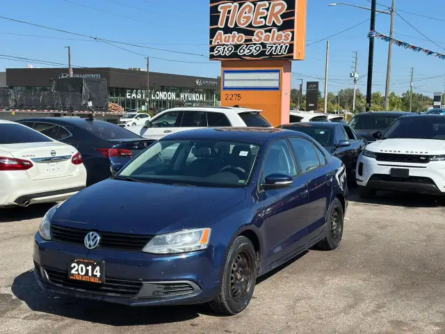 2014 Volkswagen Jetta TRENDLINE , SEDAN, 4 CYLINDER, GREAT ON FU