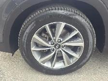 2020 Hyundai Santa Fe 2.4L Preferred AWD- NO ACCIDENTS - BLIND S - Photo 5