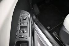 2025 Volkswagen Taos Trendline 4MOTION Clean CARFAX | AWD | Heat - Photo 16