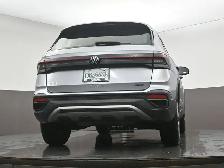 2025 Volkswagen Taos Trendline 4MOTION Clean CARFAX | AWD | Heat - Photo 47