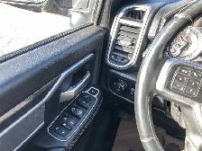 2019 Ram 2500 Big Horn | Heated & Wheel Seats | Backup Cam - Photo 18