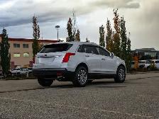 2017 Cadillac XT5 Luxury AWD 3.6L | Forward Collision Alert - Photo 8