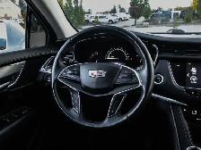 2017 Cadillac XT5 Luxury AWD 3.6L | Forward Collision Alert - Photo 18