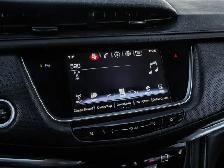 2017 Cadillac XT5 Luxury AWD 3.6L | Forward Collision Alert - Photo 29