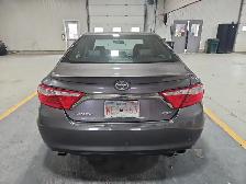2015 Toyota Camry - Photo 4