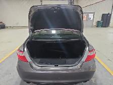 2015 Toyota Camry - Photo 14