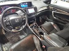2017 Honda Accord - Photo 22