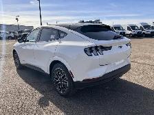2026 Ford Mustang Mach-E Premium - Photo 21