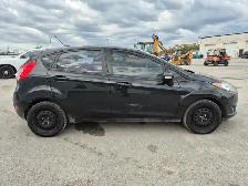 2015 Ford Fiesta - Photo 4