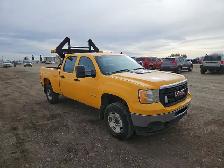 2011 GMC Sierra 2500HD - Photo 2