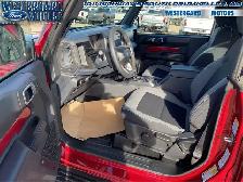 2025 Ford Bronco Base Sasquatch Package - Photo 9