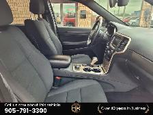 2017 Jeep Grand Cherokee Laredo | No Accidents Reported | AWD - Photo 31