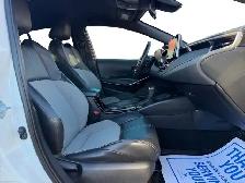 2022 Toyota Corolla Hatchback - Photo 17