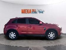 2022 Mitsubishi RVR ES - Photo 2