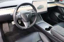 2022 Tesla Model 3 - Photo 9
